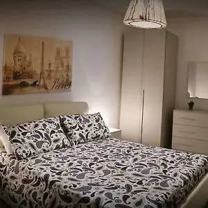 Bed and breakfast Brothers Vomero, Nápoles